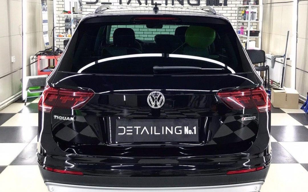 VW Tiguan — мойка автомобиля по 2 фазной технологии