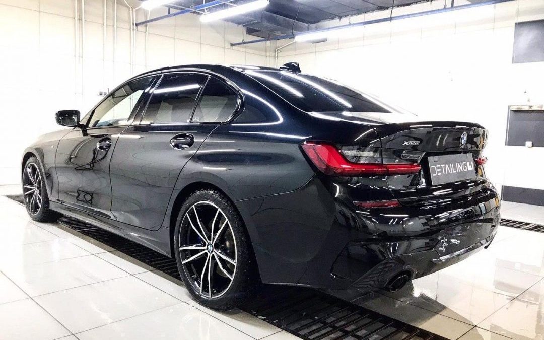 BMW 3 серии G20 — комплексная мойка автомобиля